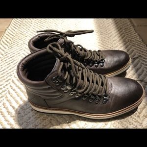 Nautica boots